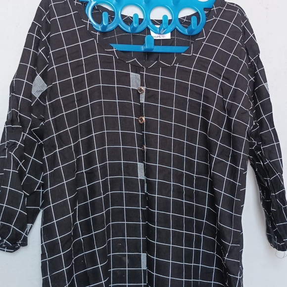 Black Checked Kurta - Picture 4 of 5